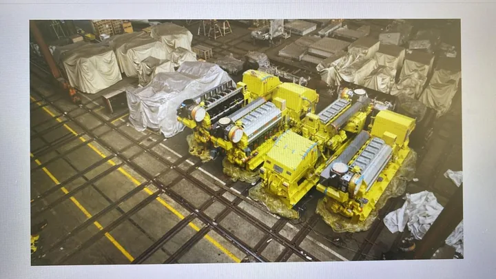 Wärtsilä W6L32, equipment photograph